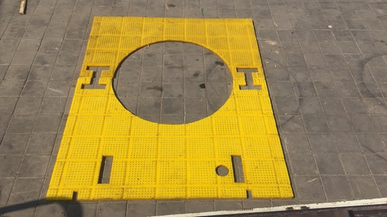 Polyurethane Anti-Slip Mat para 37 1/2 polegadas Rotary Table Drilling Rig 30MM espessura Amarelo 2200MM*1800MM