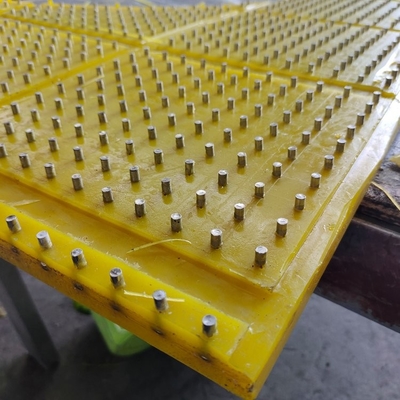ZP275 Tapete antiderrapante Material de tapete de mesa rotativo PU para plataforma de perfuração