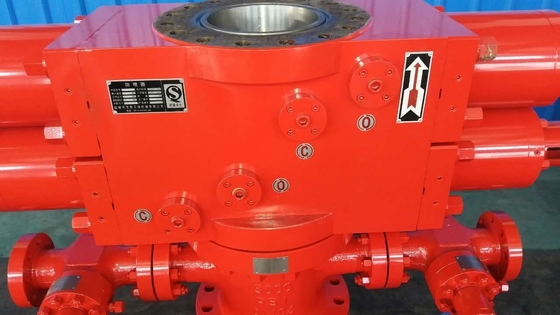 Tamanho de perfuração 7-1/16 "Equipamento de prevenção de explosão de perfuração de campos petrolíferos Tipo duplo Ram BOP